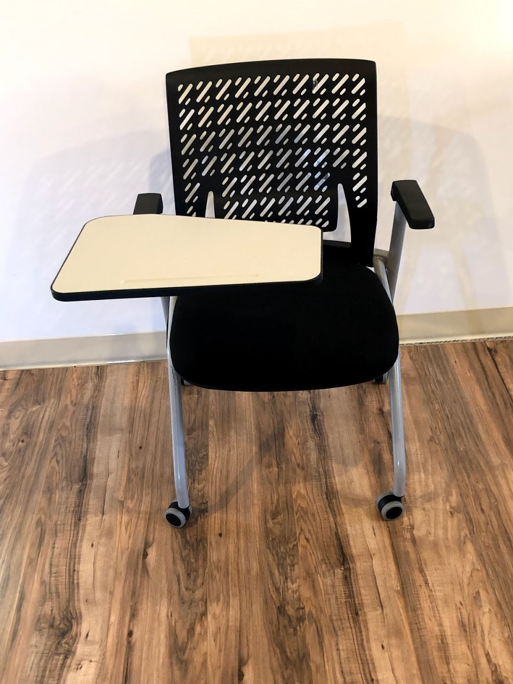 Safco Thesis Tablet Arm
