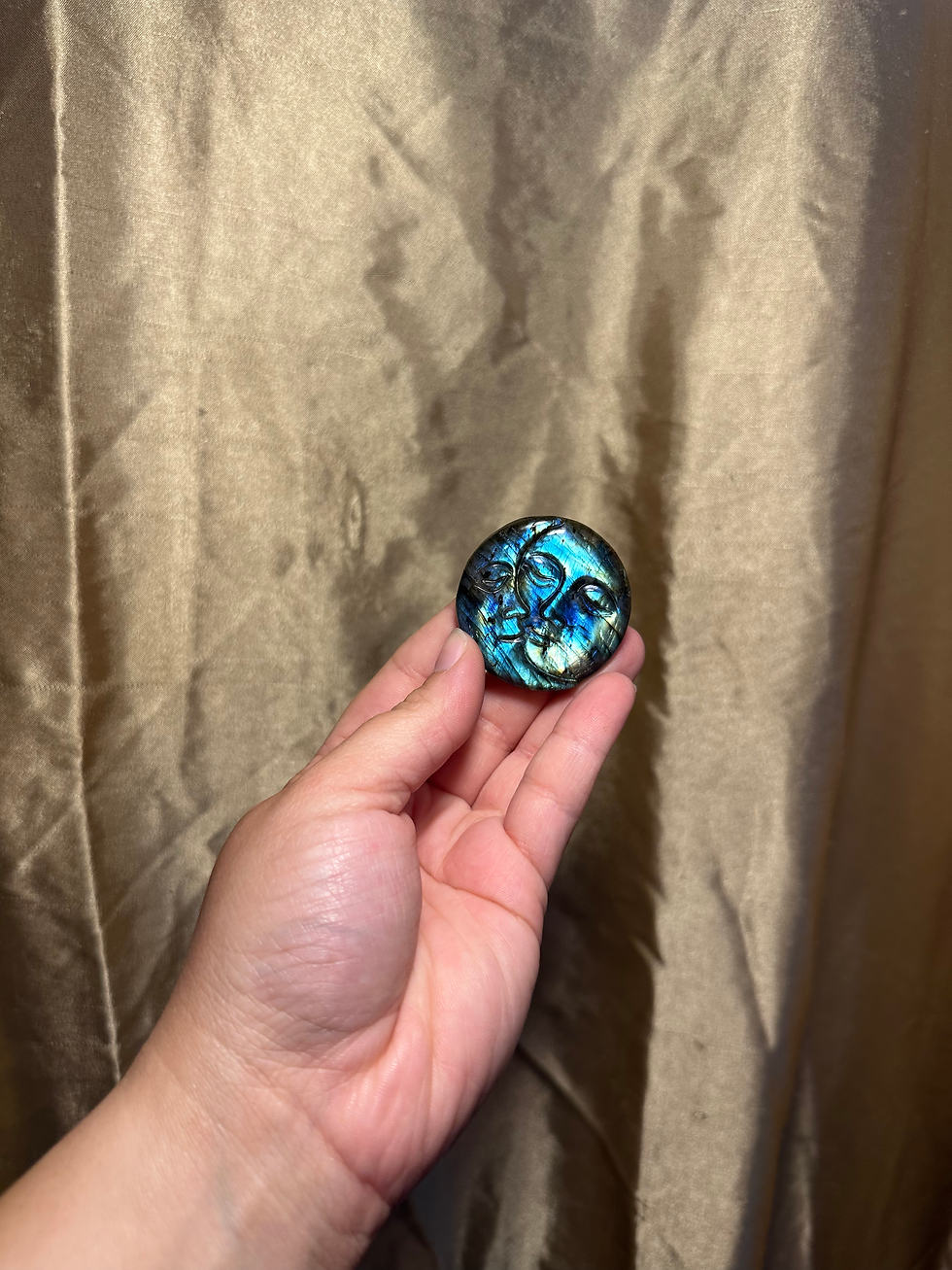 Thumbnail: Labradorite Moon Face