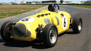 Adelaide’s own racing specials on track in Historic Sports & Racing 