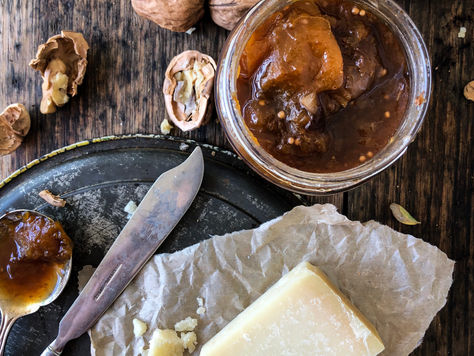 Blushing Apricot Chutney