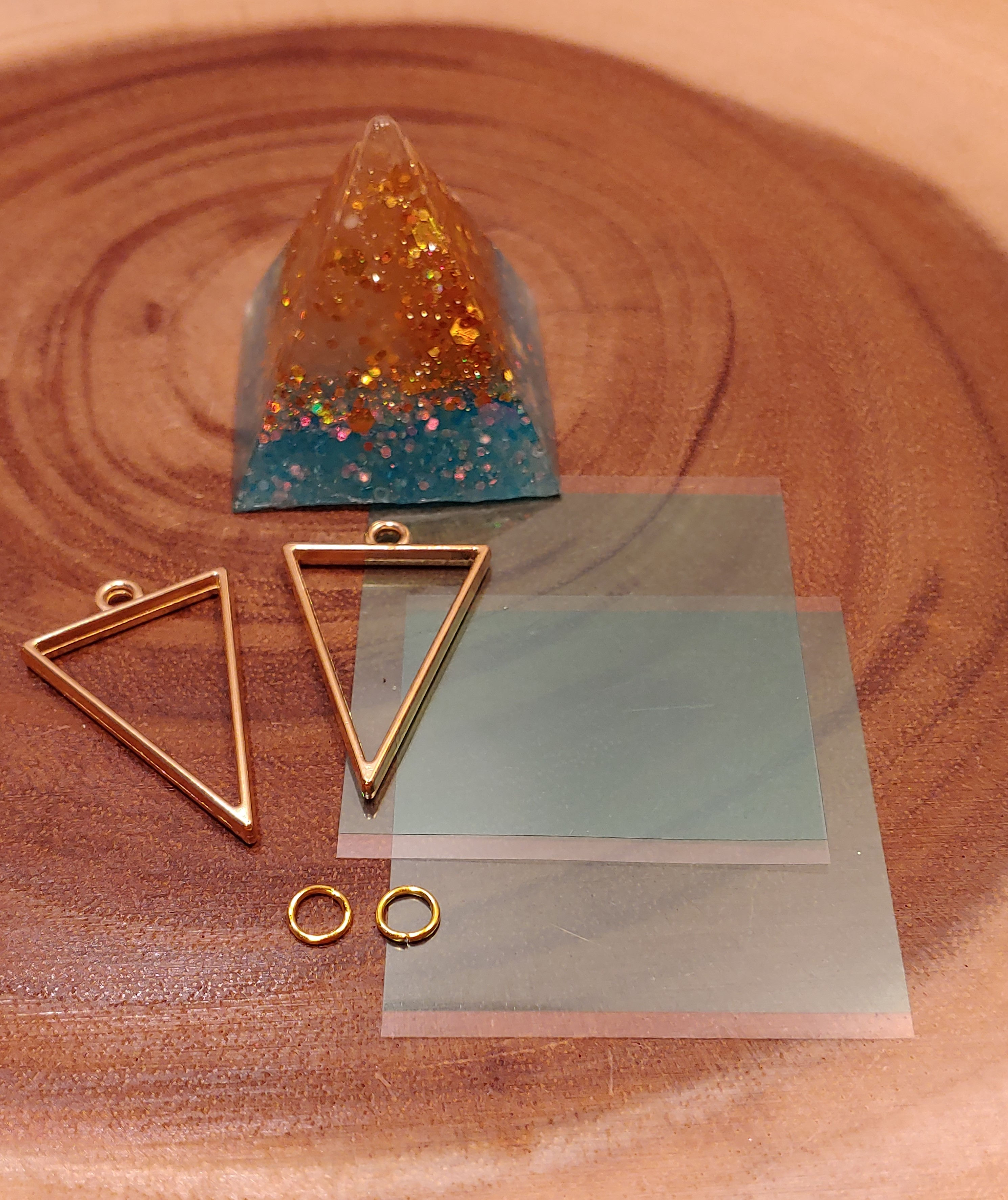 Triangle Bezel Pendant Gold, DIY Open Back at The Frazzled Flamingo