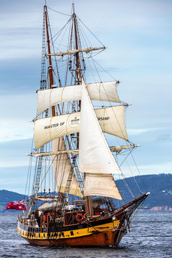 Wb+Ship+Shot