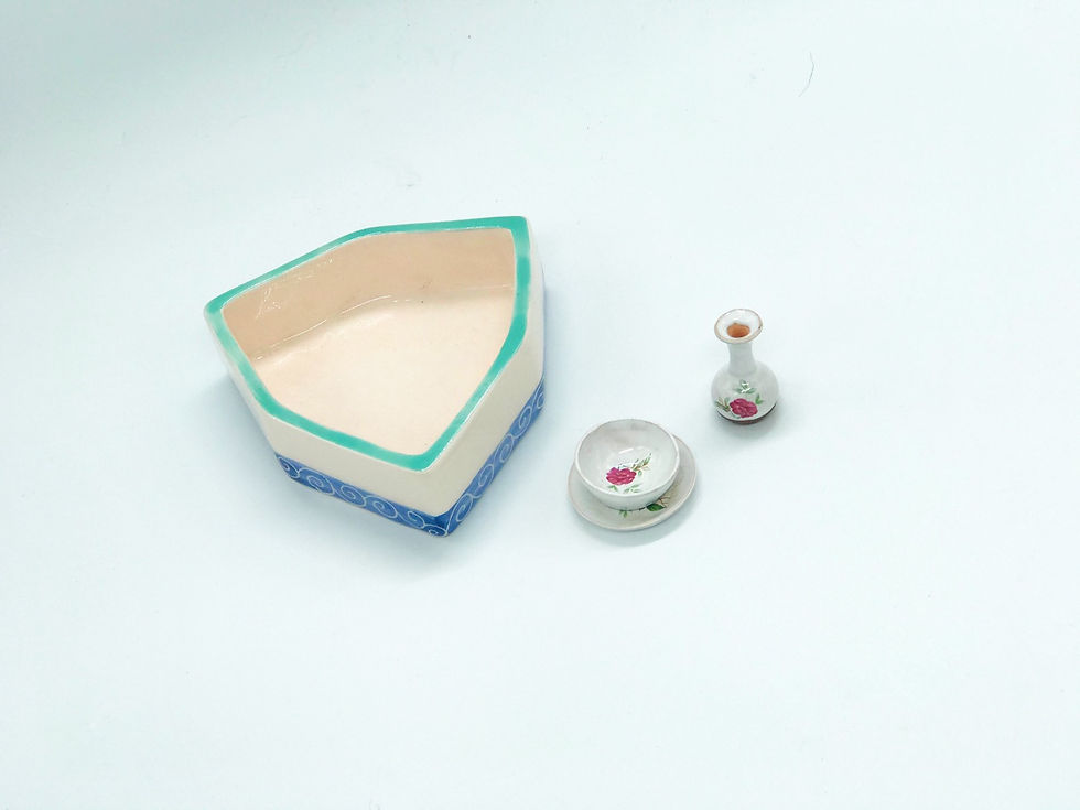 ظروف تزیینی گل سرخی کوچک