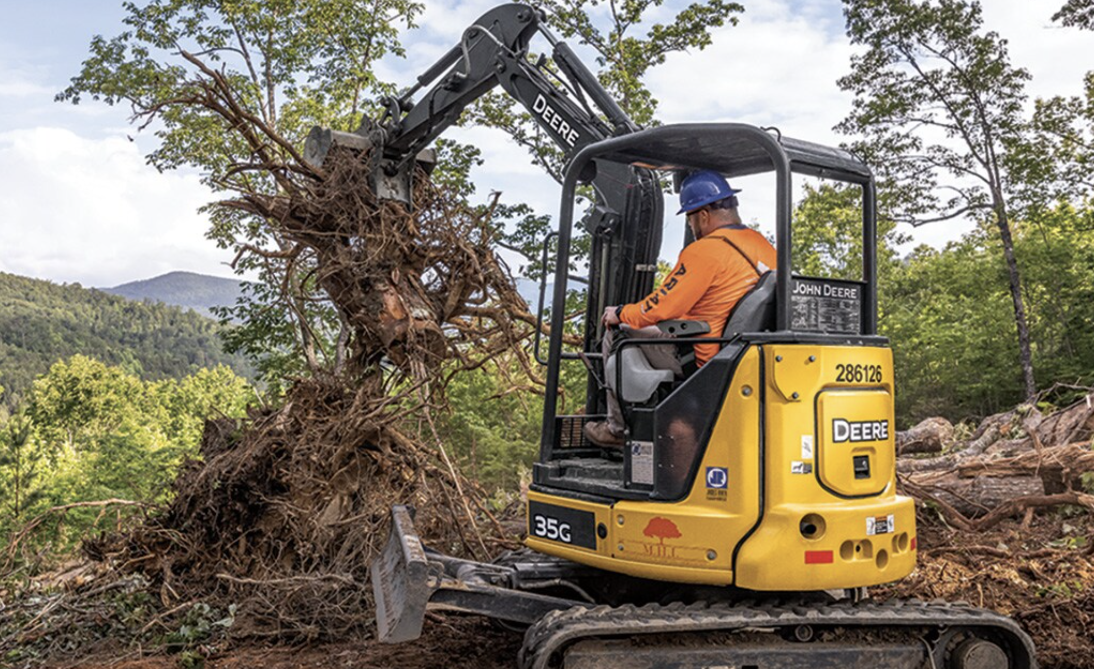 John Deere 35G Mini Excavator, 7760lbs — photo 2