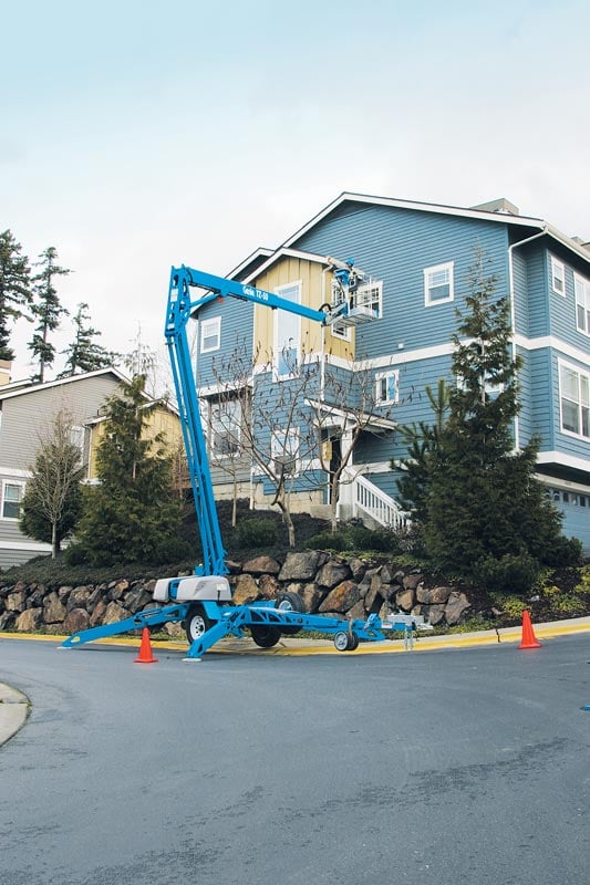 Genie TZ50, 50ft Electric Towable Knuckle Boom Lift — photo 5