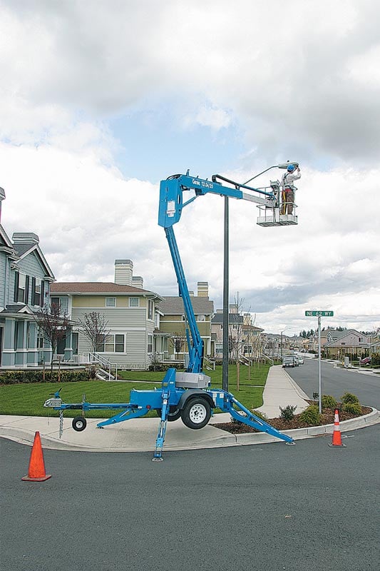 Genie TZ34/20, 34ft Electric Towable Knuckle Boom Lift — photo 5