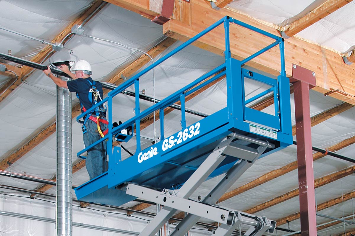 Genie 26ft Electric Scissor Lift, 32" Wide — photo 1