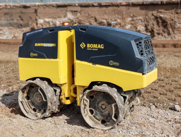 Bomag Trench Roller BMP8500 — photo 2