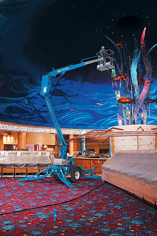 Genie TZ34/20, 34ft Electric Towable Knuckle Boom Lift — photo 4