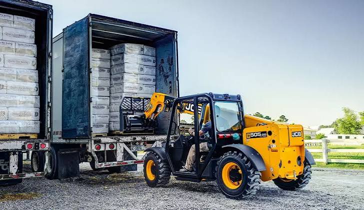 JCB 505-20 Telehandler, 5000lbs Reachfork, 20ft Reach — photo 4