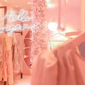 Renovación de Fashion Corner Boutique, diseño de interiores por Dominio 11 Studio