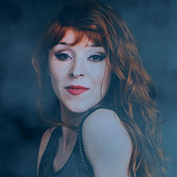 Serafine (Ruth Connell)