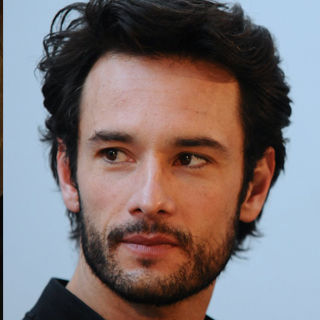 Jack Harper (Rodrigo Santoro)