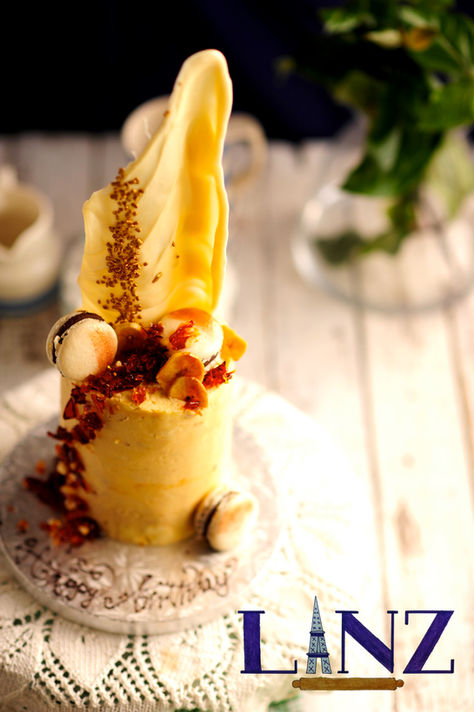 White Chocolate Caramel Banana Cake