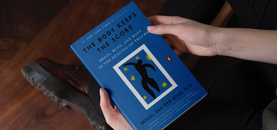 Cover of “The Body Keeps the Score” by Dr. Bessel van der Kolk, a leading book on trauma and healing.