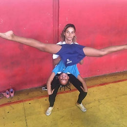  CAPOEIRA com a monitora CELMA.