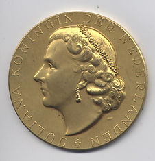 Group Medal 1949-58 (O).jpg