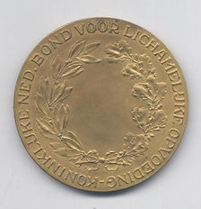Group Medal - dated bust (R).jpg