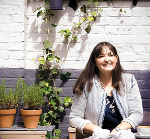 public-creative_review-95984-cr_images-Catriona-Campbell-1--default--940.jpg