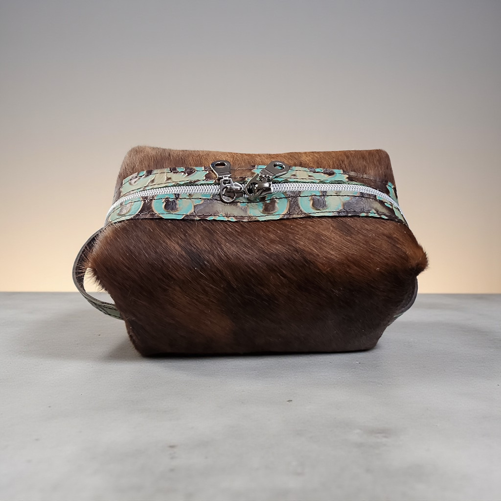 Toiletry Bags-Dark Brindle