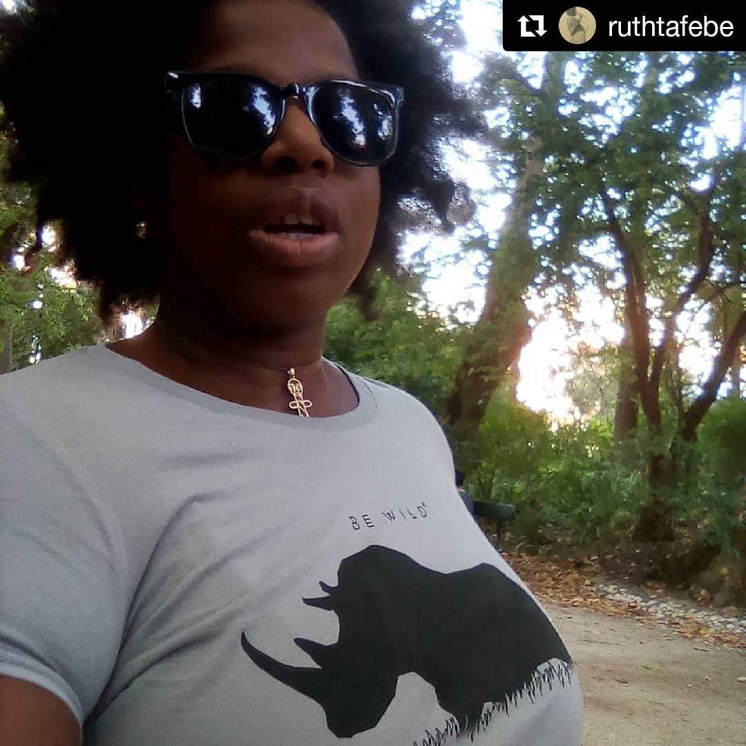 TEE SHIRT - WISE RHINO (Women)