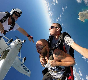 sxm-parachute.jpg