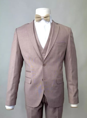 Costume marron clair avec gilet et nœud papillon