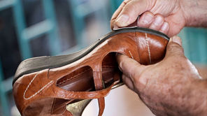 8 Best Social Media Tips to Grow Your Local Shoemaker Business