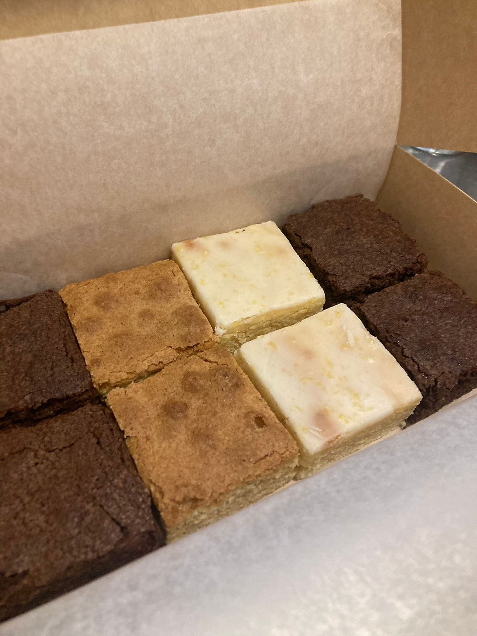 Miniatura: Caja Mixta de Brownies