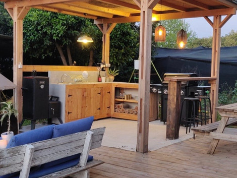 • Outdoor Kitchen