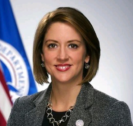 Elizabeth-Puchek-.jpeg