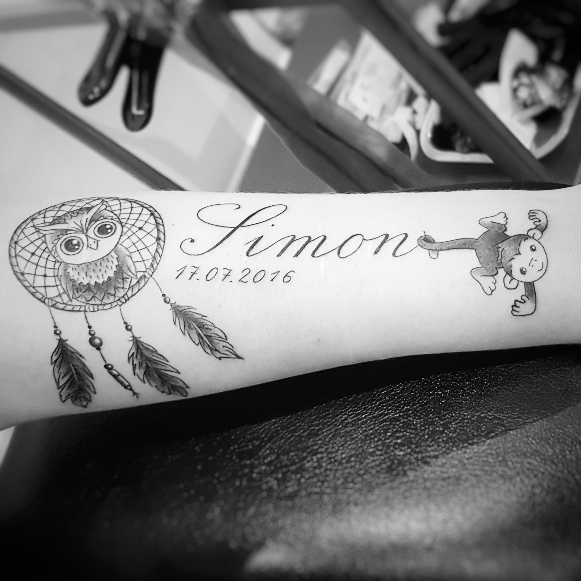 TATOUAGE LETTRAGE ET ATTRAPE RÊVE