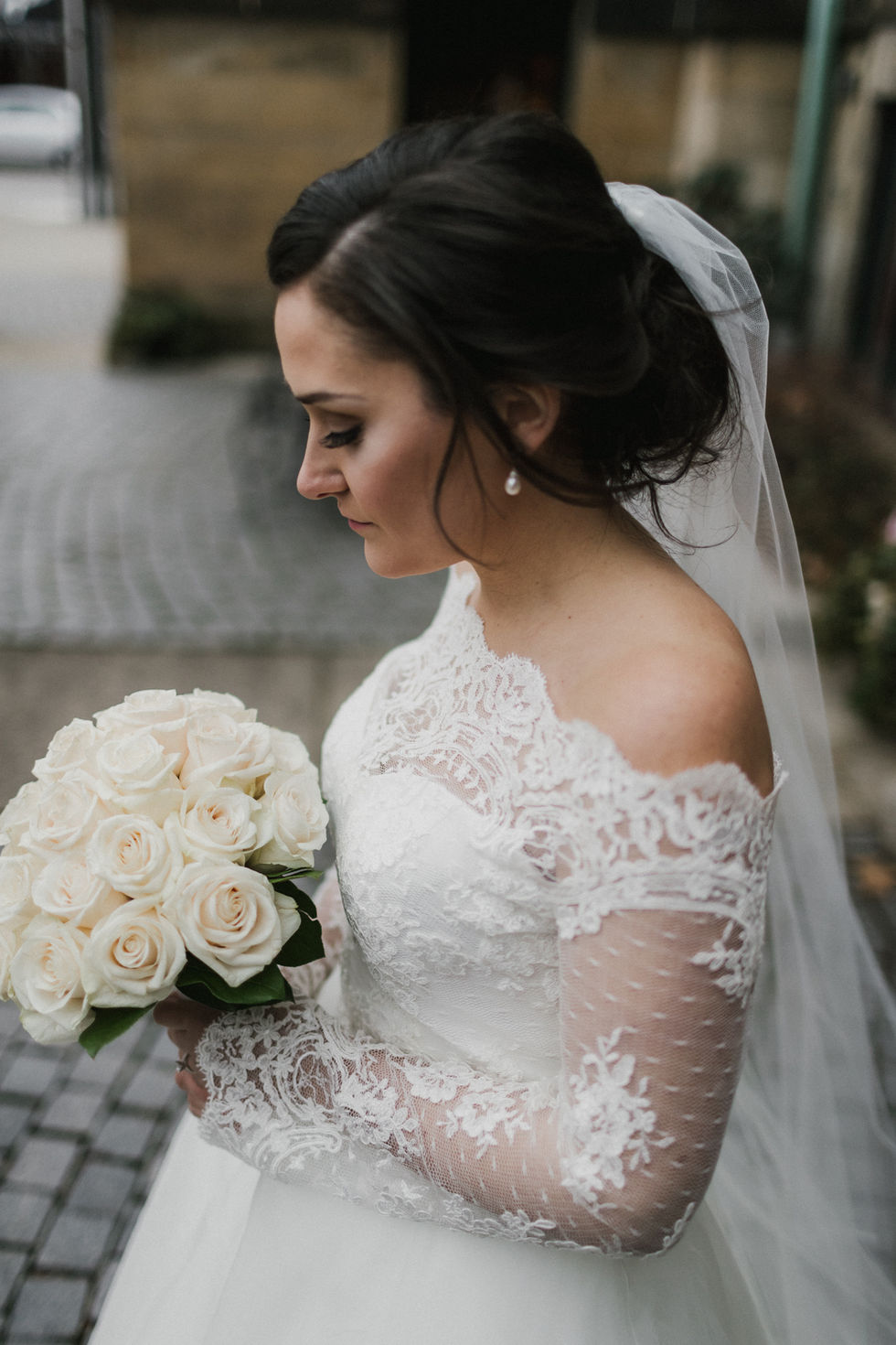 Real Wedding: Olivia and TJ's New Year's Eve Wedding at the Tudor Arms Hotel, Cleveland