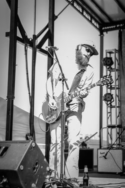 HWG - Dario Live Solo (B&W)- 2022