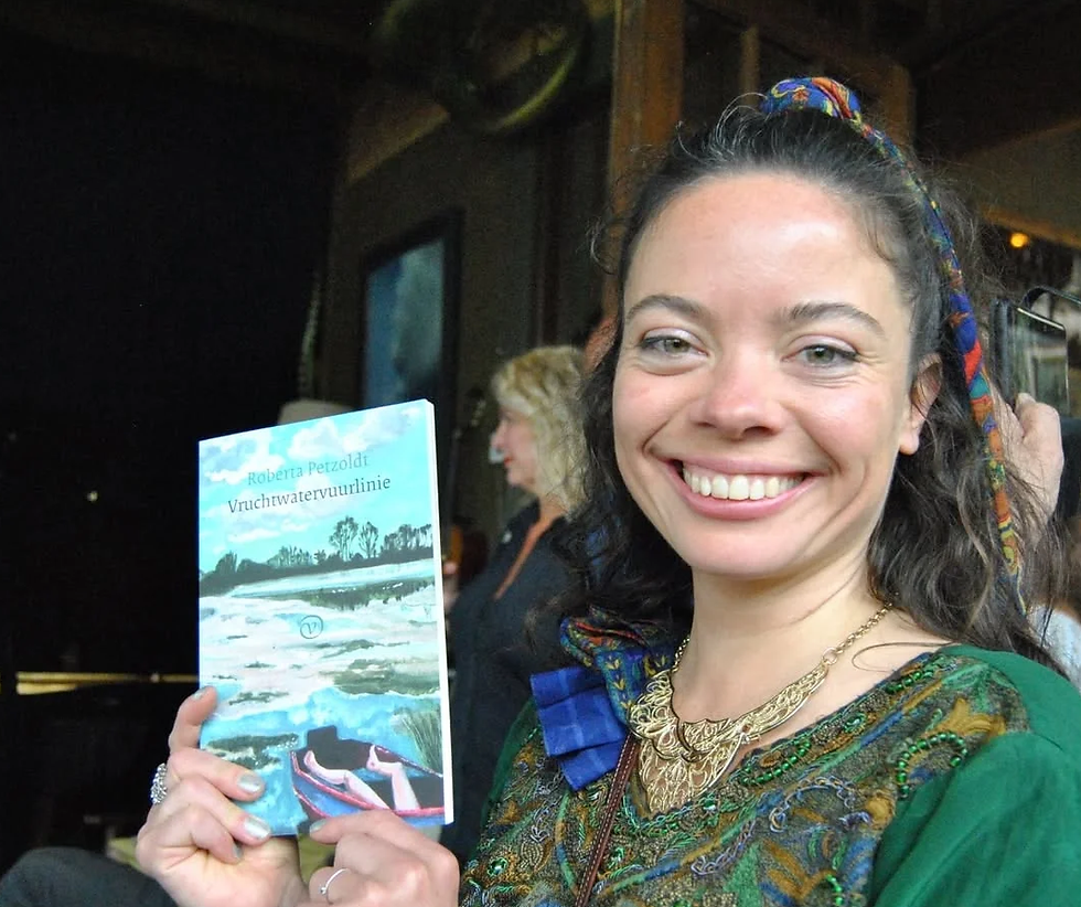 A'DAM : L'ACTRICE ET POÉTESSE ROBERTA PETZOLDT