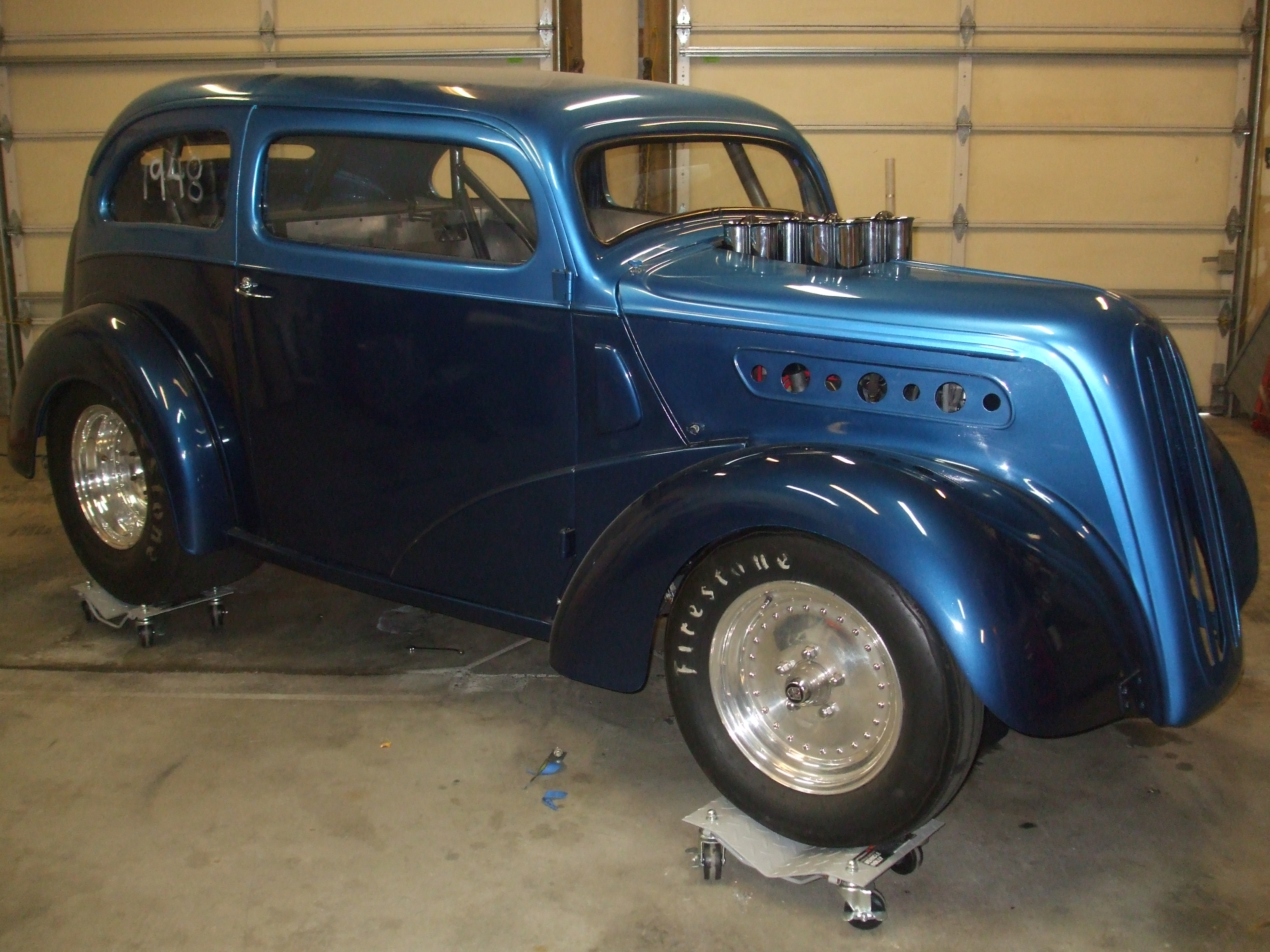 8 Stack drag car