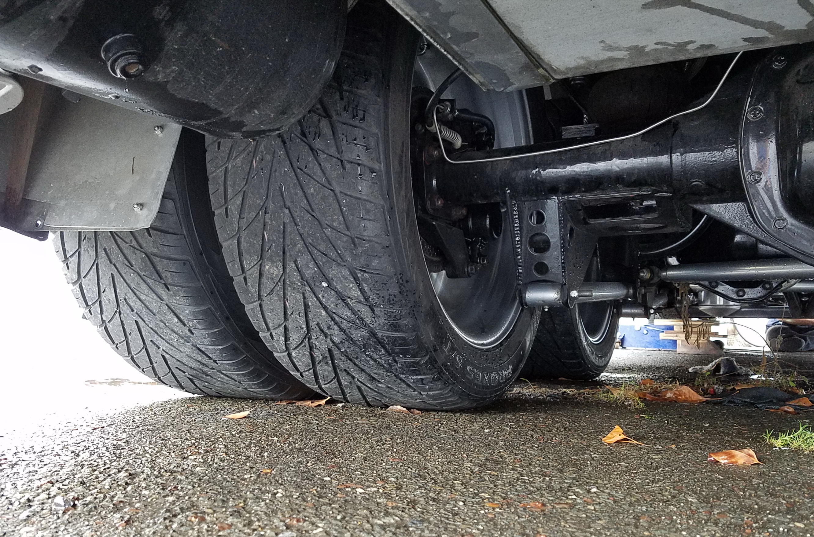 Cool_Dually_8_rear_tires
