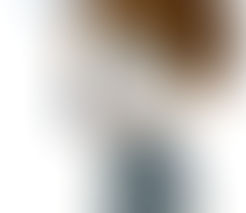 制服姿の中学生男子が額に手を当てて困った表情。頭上に青い渦が浮かび、ストレスや混乱を表している。