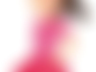 脚のストレッチを行う女性のイラスト。アキレス腱ケアのイメージ。