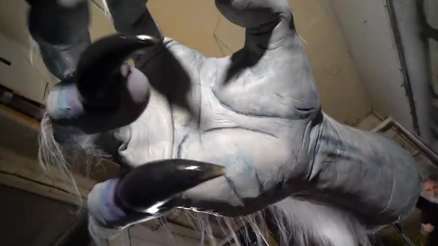 Thumbnail: Monster Yeti Hand Animatronic