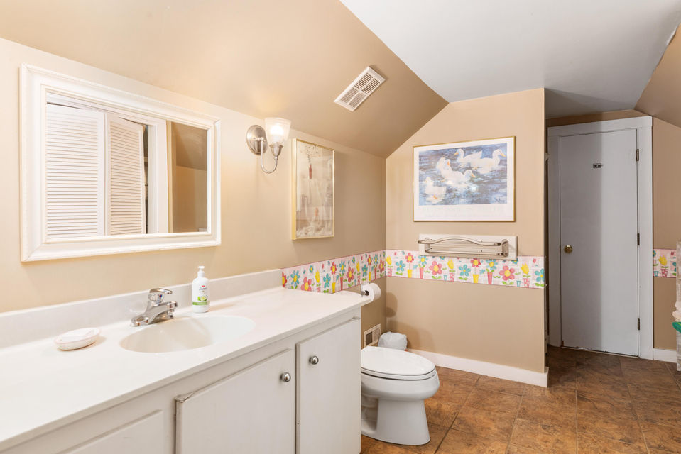 131840-Ellis Creek Photography 2422 Rockland Ave-8015.jpg