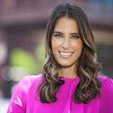 Christina Bobb