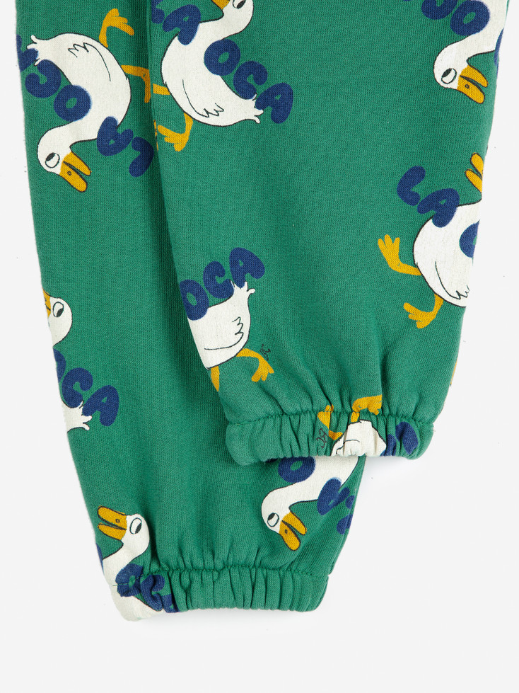Close-up of ankle cuff detail from La Oca All Over Joggings in green