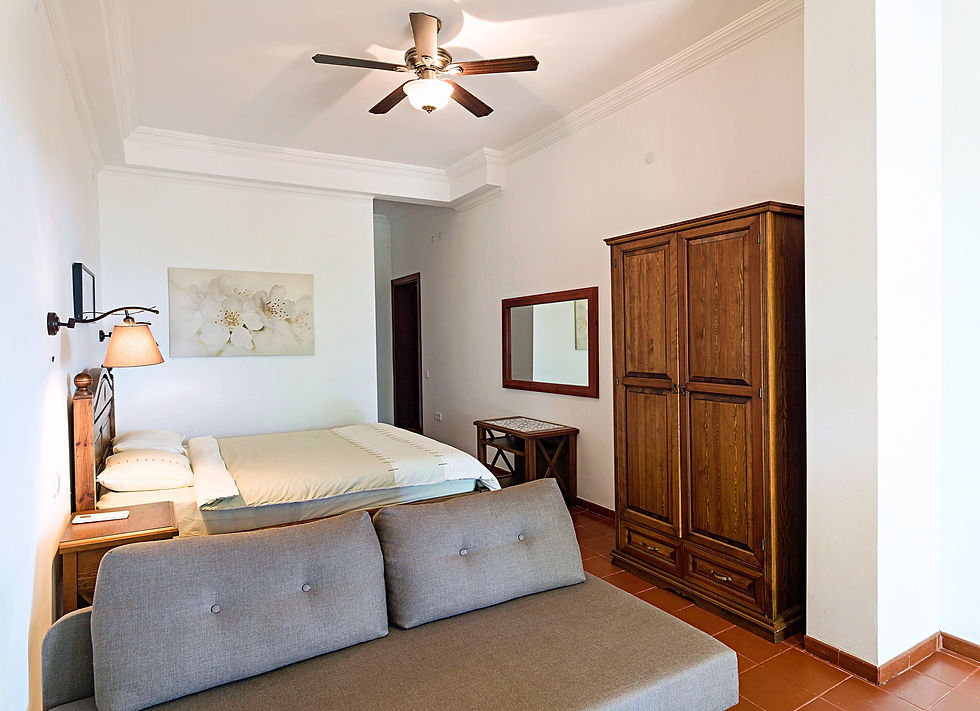 Almond Suite