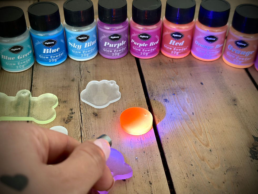 Thumbnail: MEDAL - GLOW IN THE DARK