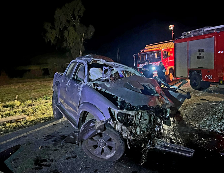Violenta colisión en la Ruta 30: Falleció la mujer que viajaba de acompañante en el Peugeot 408