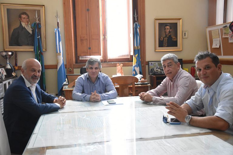Comunicación oficial
Reunión con las autoridades de la Universidad de Luján y del Centro Regional Ch