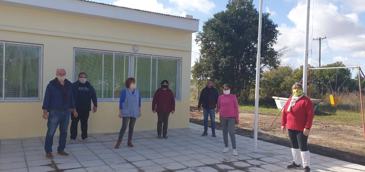 Jardín 919 
“Esperamos el regreso a clases de los niños para que disfruten de esta maravillosa obra”
