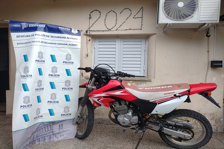 Cuatro menores aprehendidos por intentar robar una moto.