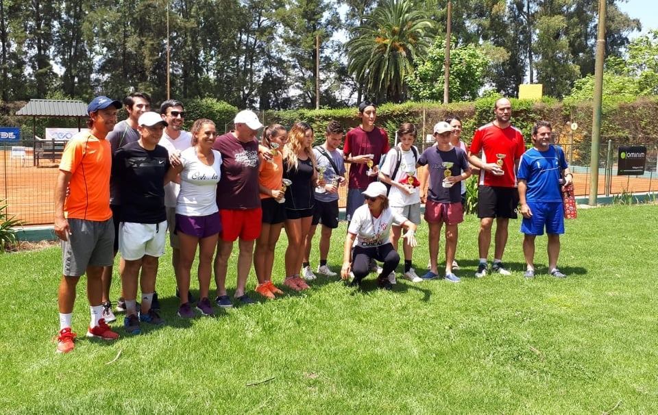 Tenis

La mayoría de las categorías del Circuito tiene a su campeón
